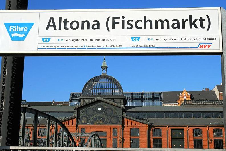 1723_3453 Schild Anleger Altona Fischmarkt - Fassade Fischauktionshalle. | Altonaer Fischmarkt und Fischauktionshalle